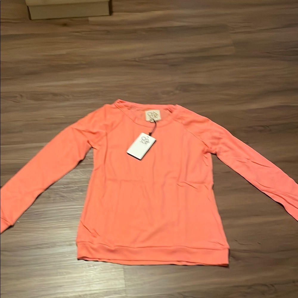 Chaser Women Blouse Size Medium NWT